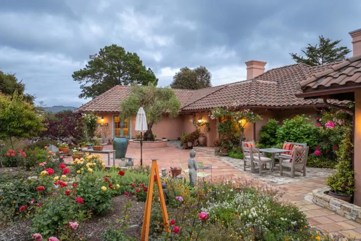 25987 Rio Vista Drive, Carmel, California 93923