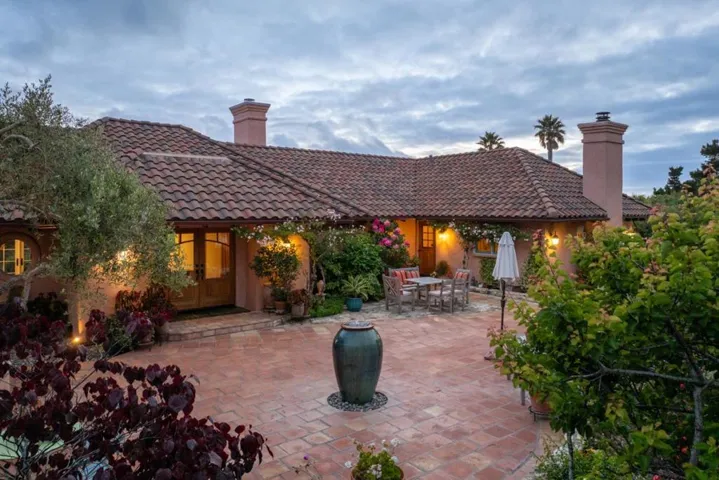 25987 Rio Vista Drive, Carmel, California 93923