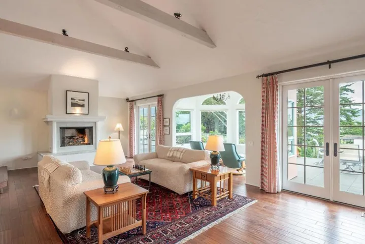 25987 Rio Vista Drive, Carmel, California 93923