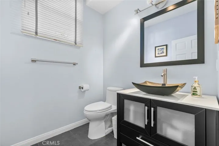 Powder room