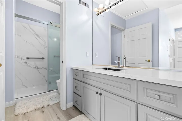 Ensuite bathroom