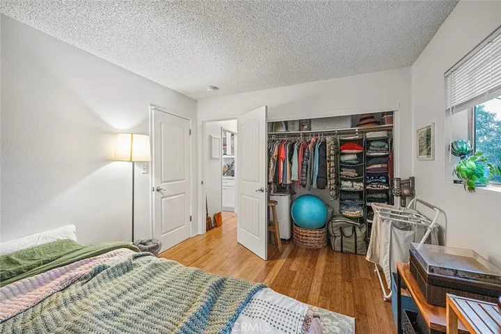 905 Gardenia, Long Beach, California 90813