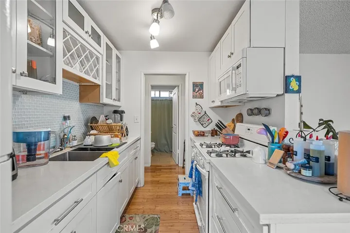 905 Gardenia, Long Beach, California 90813