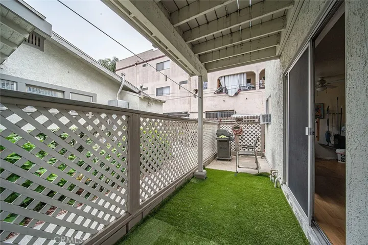 905 Gardenia, Long Beach, California 90813