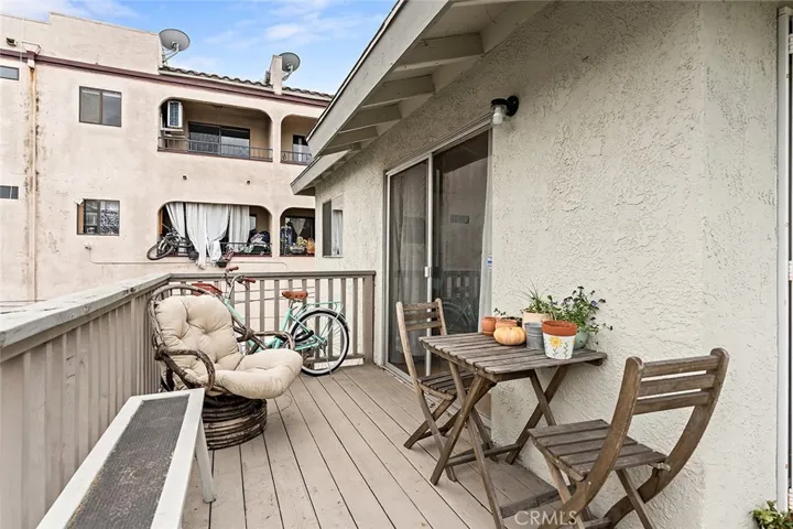 905 Gardenia, Long Beach, California 90813