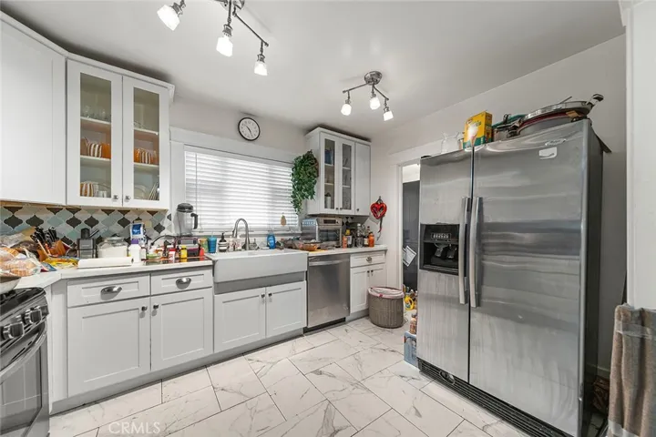905 Gardenia, Long Beach, California 90813