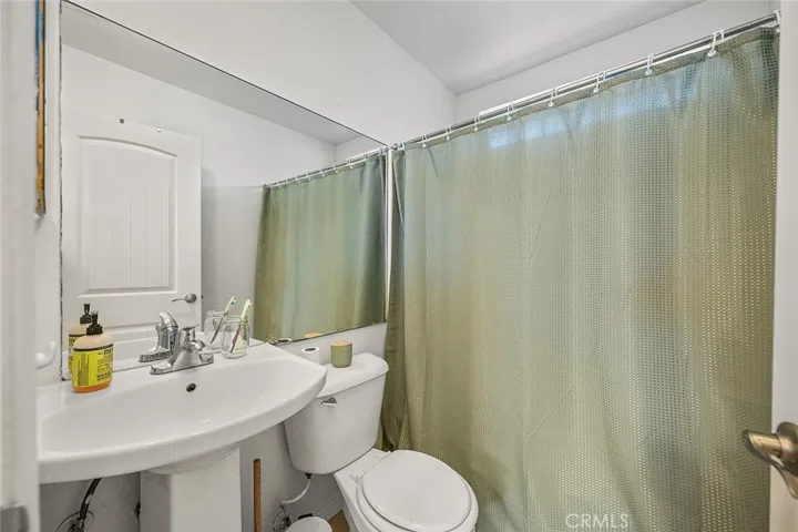 905 Gardenia, Long Beach, California 90813