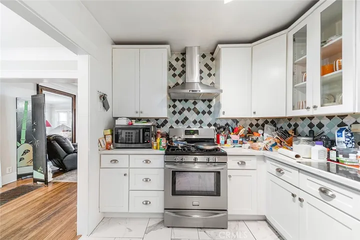 905 Gardenia, Long Beach, California 90813