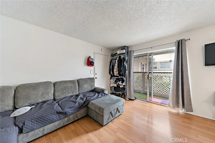905 Gardenia, Long Beach, California 90813