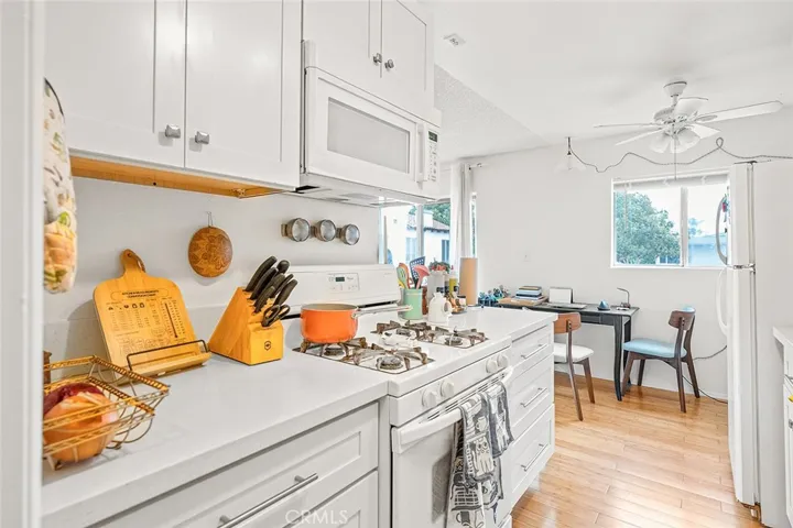 905 Gardenia, Long Beach, California 90813