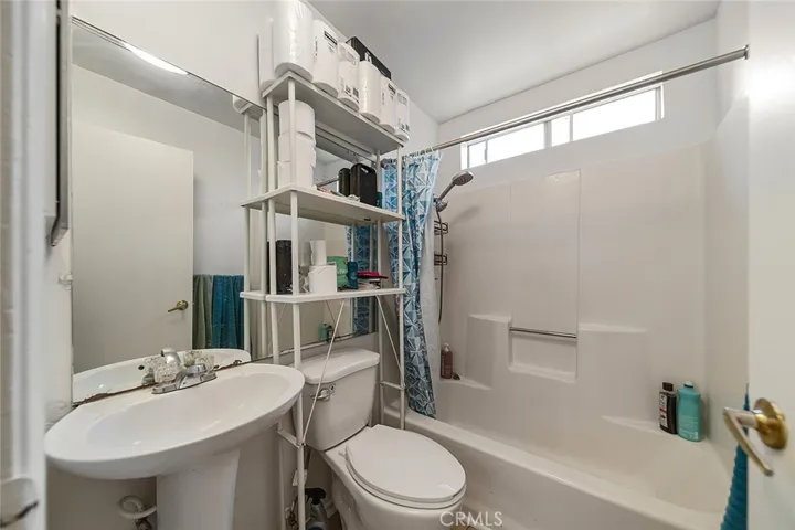 905 Gardenia, Long Beach, California 90813