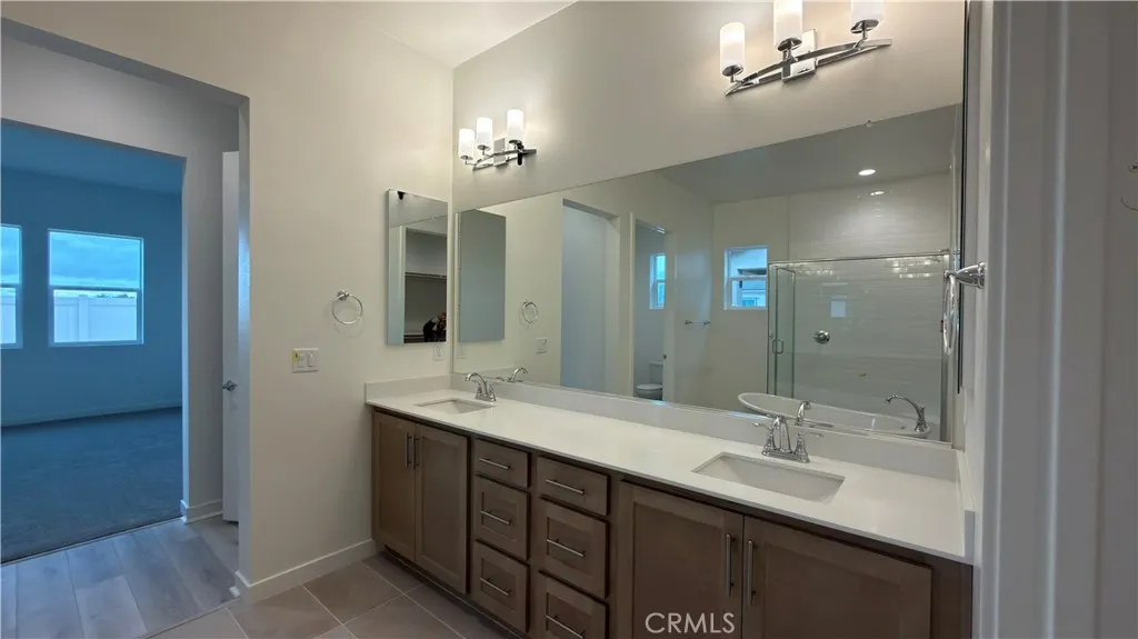 6438 Castle Crags Avenue, Hesperia, California 92345 home-pic-14