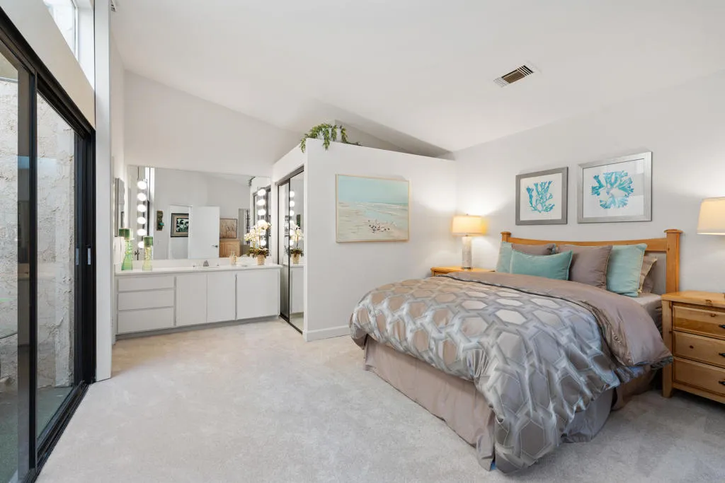 77741 Woodhaven Drive N, Palm Desert, California 92211 home-pic-13