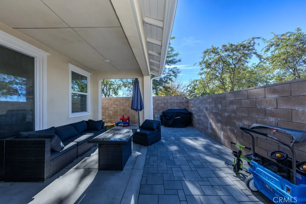 7082 Mallow Drive 2, Fontana, California 92336 home-pic-46