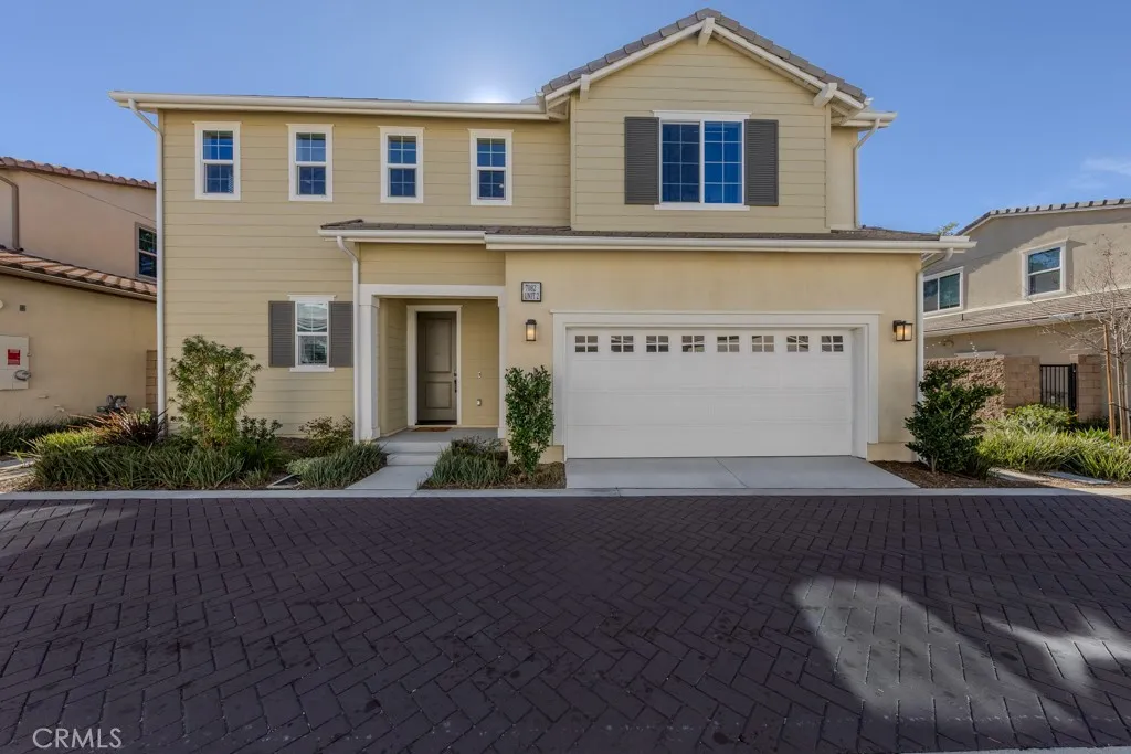 7082 Mallow Drive 2, Fontana, California 92336 home-pic-3