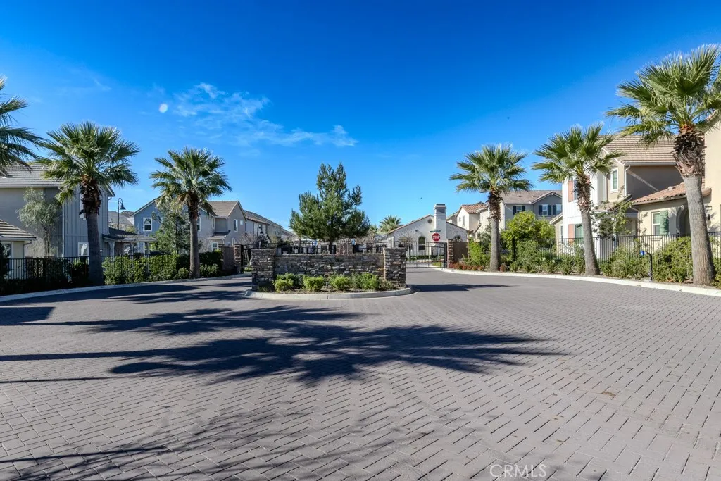 7082 Mallow Drive 2, Fontana, California 92336 home-pic-51