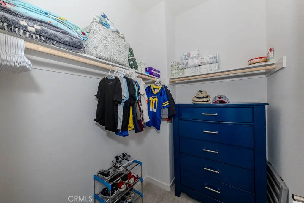 7082 Mallow Drive 2, Fontana, California 92336 home-pic-37