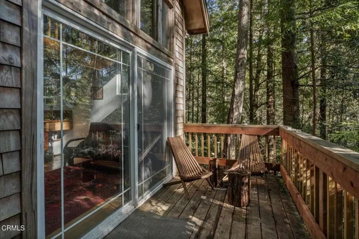 Art Studio Deck