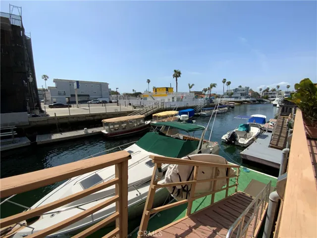 16745 Bayview Drive B, Sunset Beach, California 90742