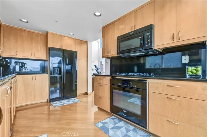 16745 Bayview Drive B, Sunset Beach, California 90742