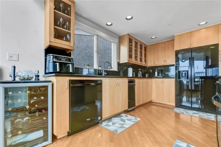 16745 Bayview Drive B, Sunset Beach, California 90742