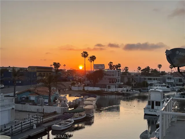 16745 Bayview Drive B, Sunset Beach, California 90742