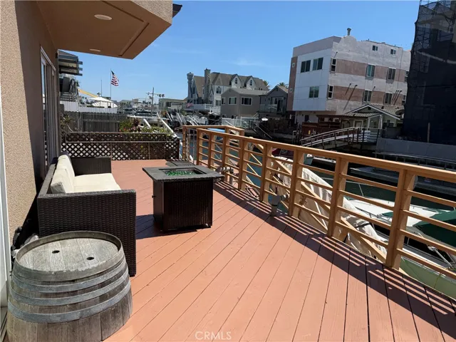 16745 Bayview Drive B, Sunset Beach, California 90742