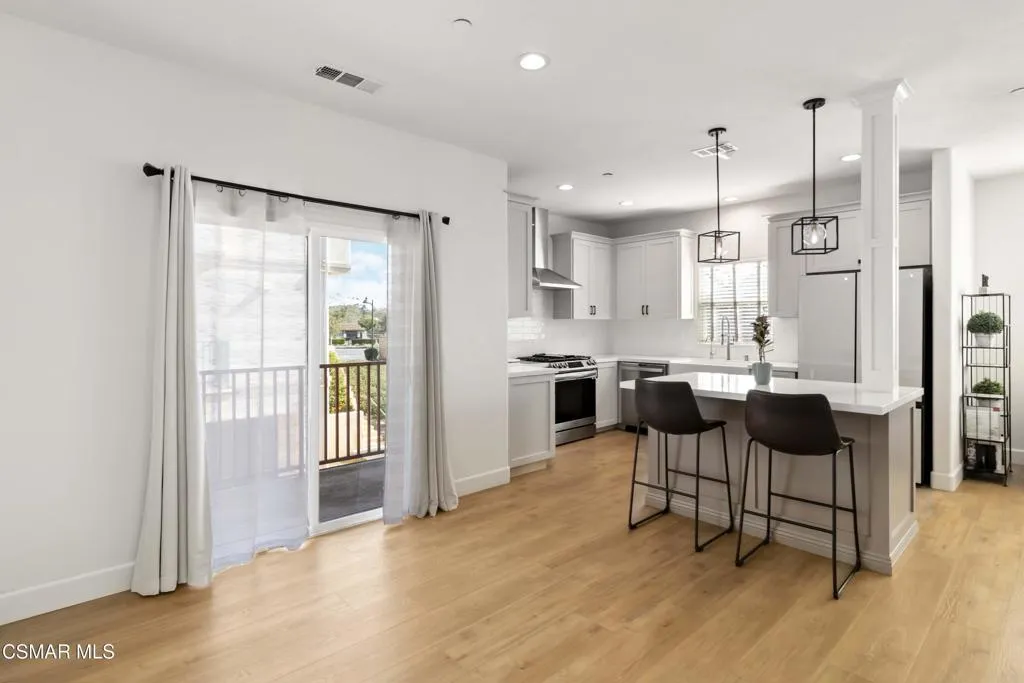 212 Via Antonio, Newbury Park, California 91320 home-pic-8