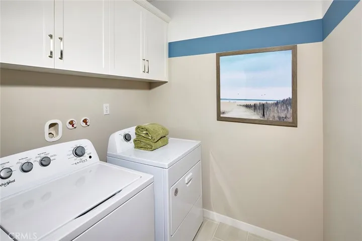 MODEL HOME