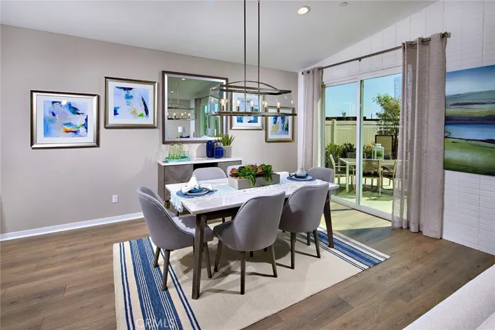 MODEL HOME
