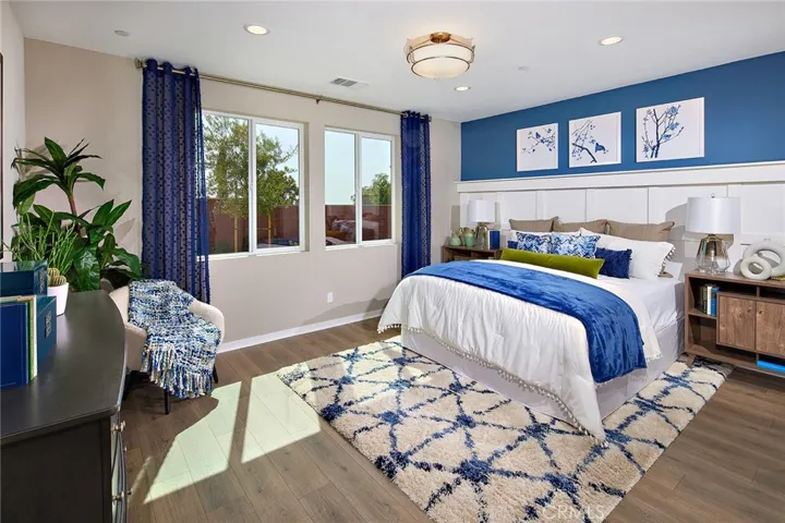 MODEL HOME