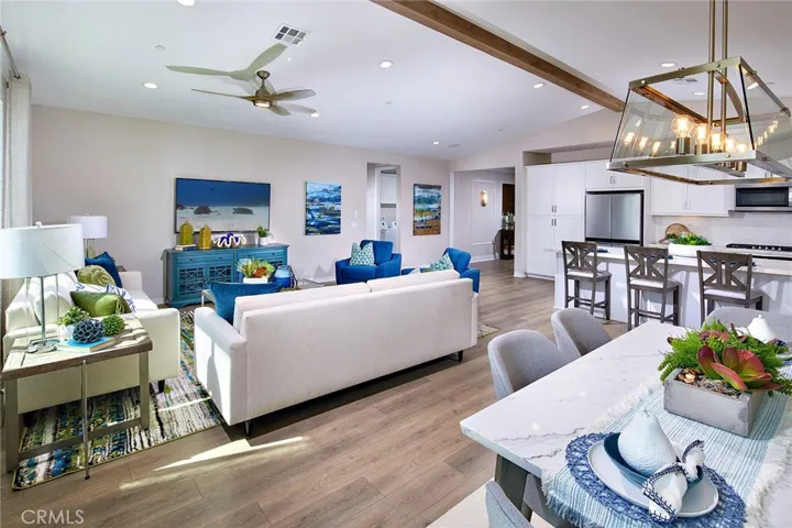 MODEL HOME
