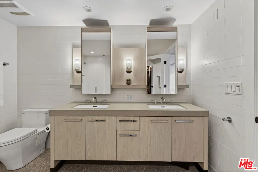 10777 Wilshire Boulevard 208, Los Angeles, California 90024 home-pic-17