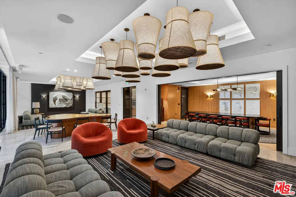 10777 Wilshire Boulevard 208, Los Angeles, California 90024 home-pic-34
