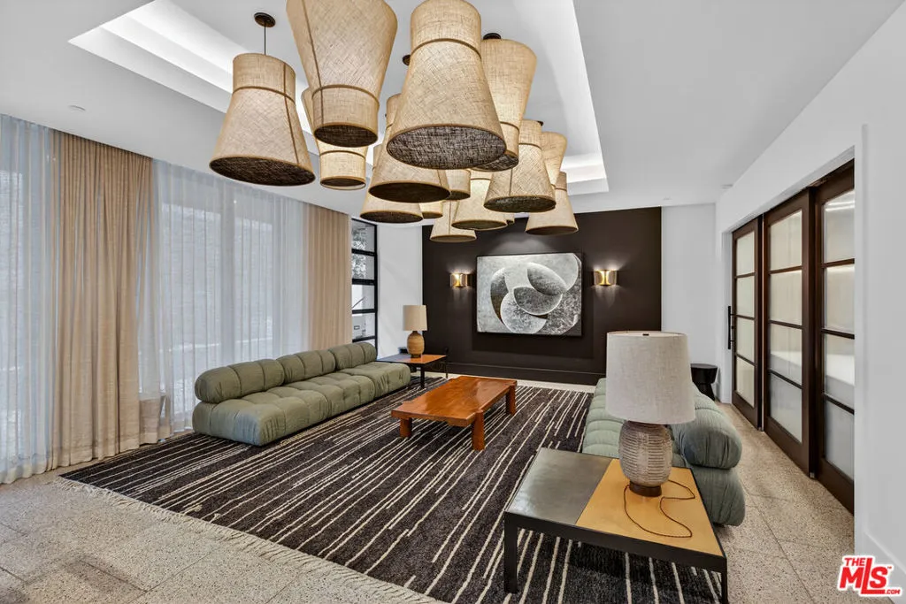 10777 Wilshire Boulevard 208, Los Angeles, California 90024 home-pic-35