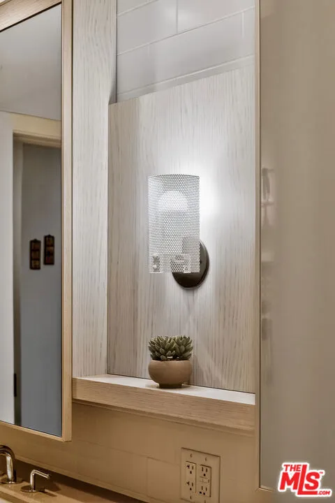 10777 Wilshire Boulevard 208, Los Angeles, California 90024 home-pic-18