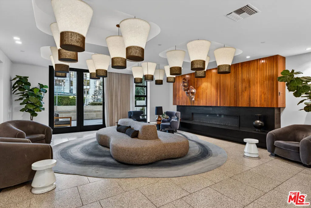 10777 Wilshire Boulevard 208, Los Angeles, California 90024 home-pic-30