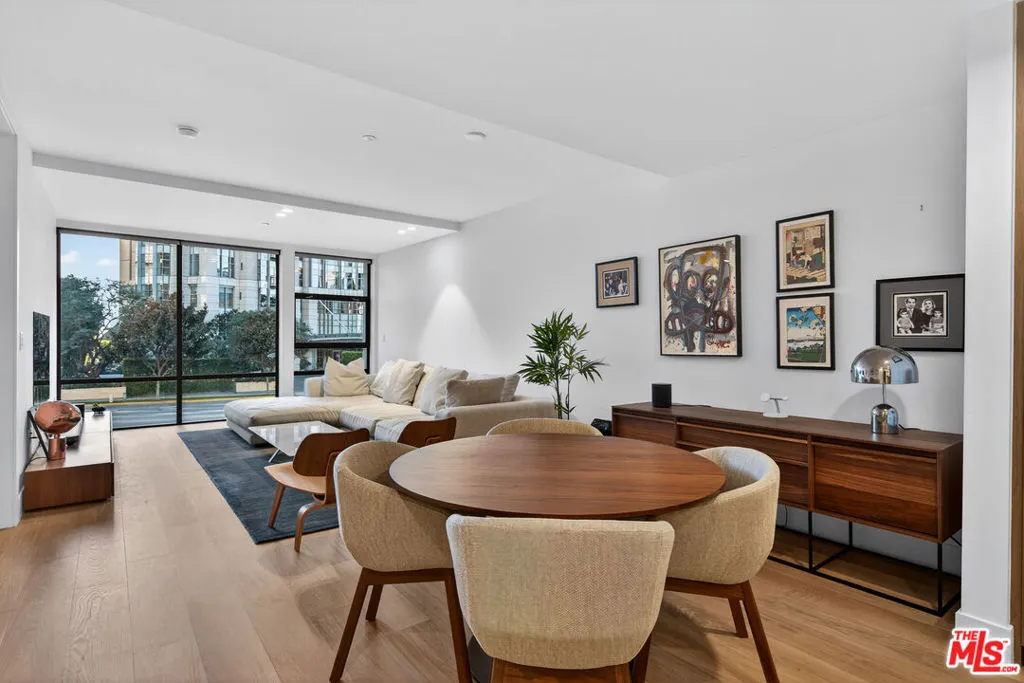 10777 Wilshire Boulevard 208, Los Angeles, California 90024 home-pic-7