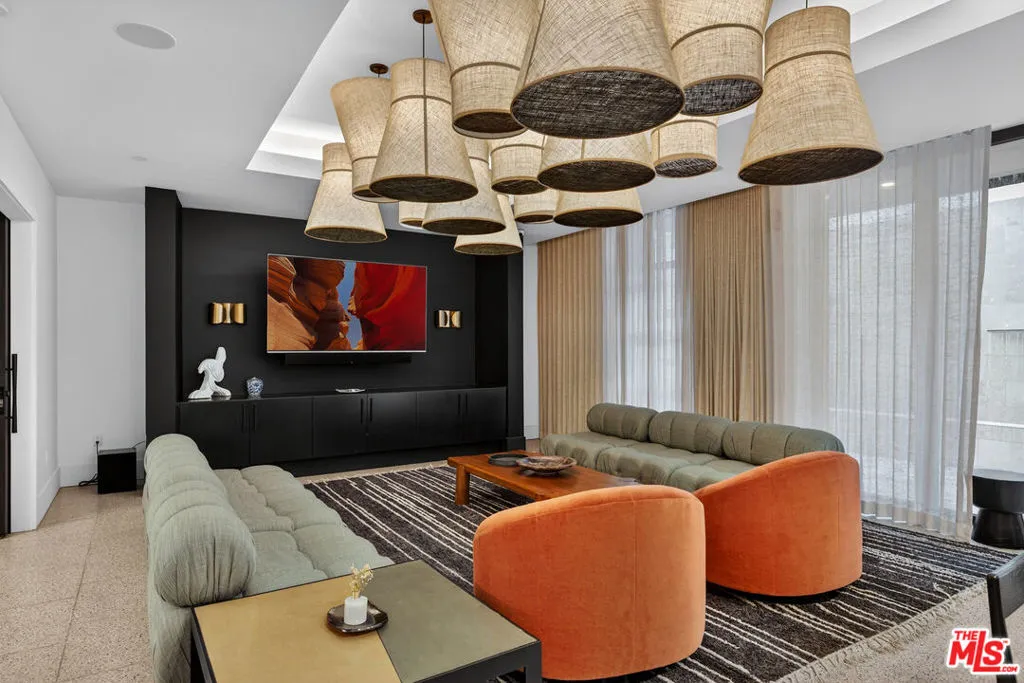 10777 Wilshire Boulevard 208, Los Angeles, California 90024 home-pic-33