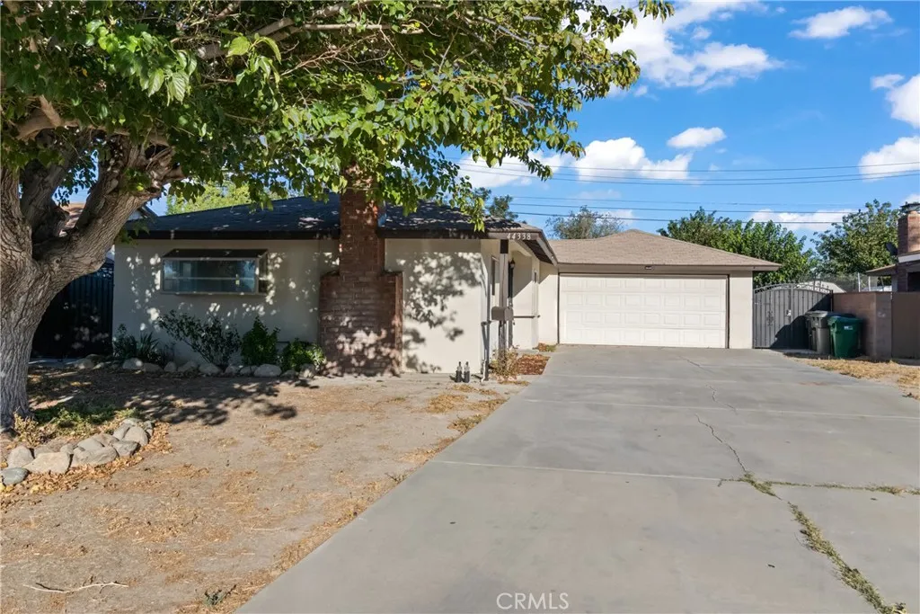 44338 23rd Street W, Lancaster, California 93536 home-pic-2