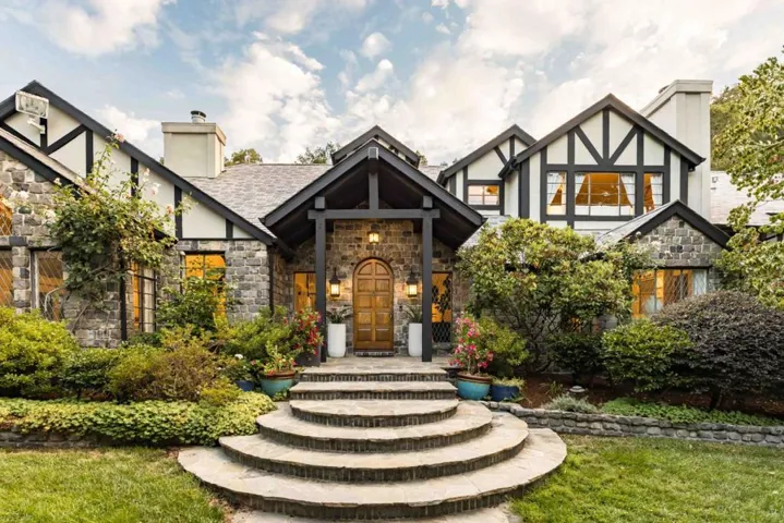 976 Laurel Glen Drive, Palo Alto, California 94304