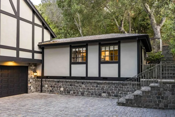 976 Laurel Glen Drive, Palo Alto, California 94304