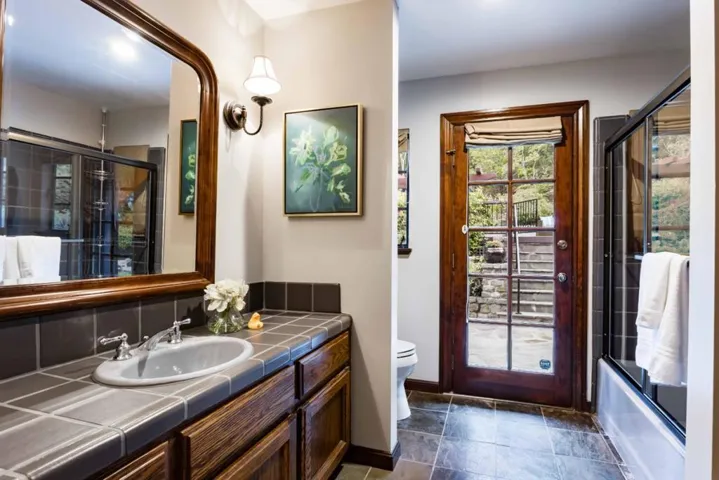 976 Laurel Glen Drive, Palo Alto, California 94304