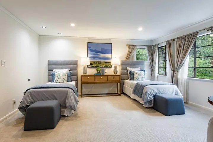 976 Laurel Glen Drive, Palo Alto, California 94304