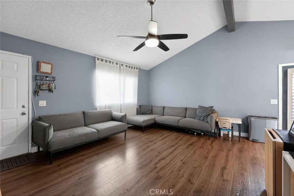 2537 Occidental Circle, Riverside, California 92507 home-pic-6