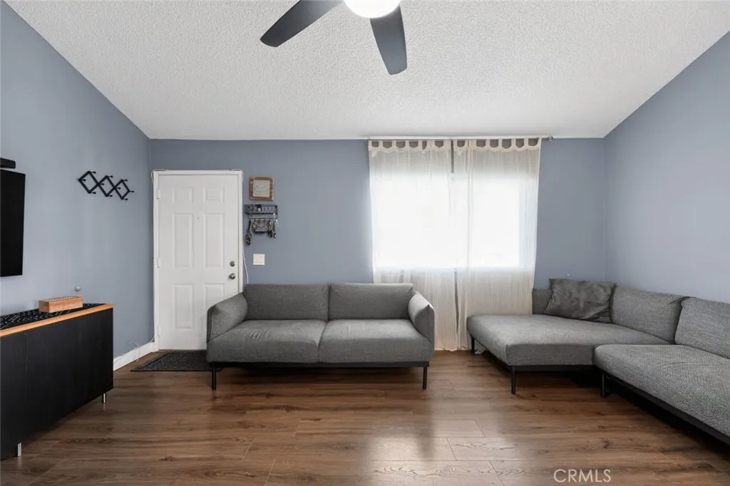 2537 Occidental Circle, Riverside, California 92507 home-pic-5