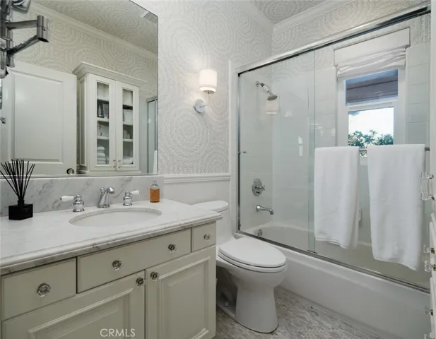 Upstairs: Jack-and-Jill bathroom connecting two bedrooms