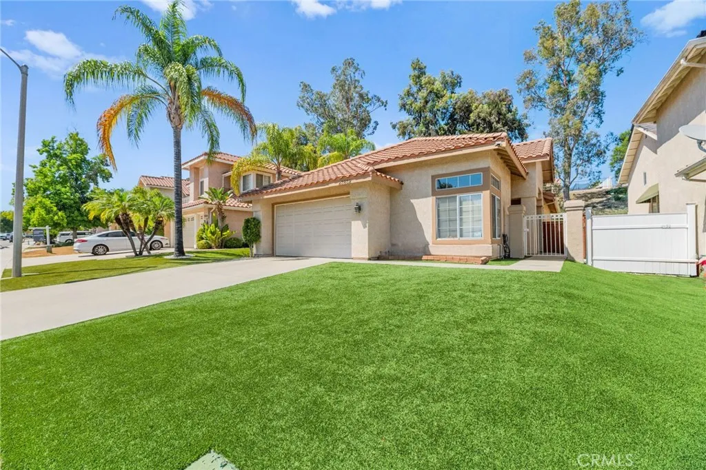 23832 Castinette Way, Murrieta, California 92562 home-pic-1