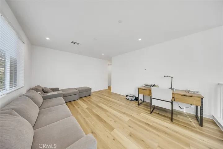 2nd Floor Living Room