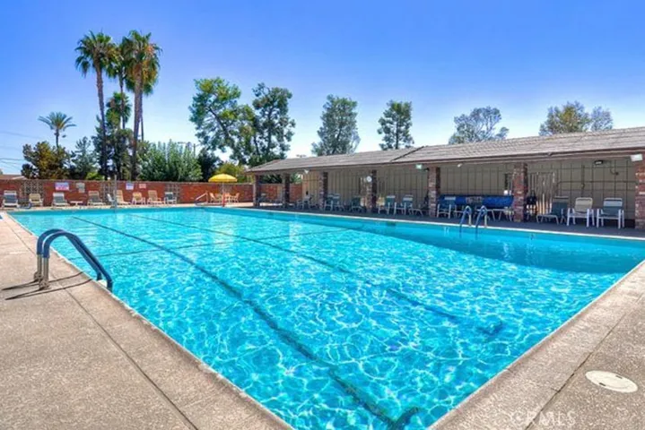ASSOCIATION POOL